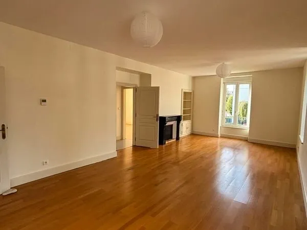 Appartement 3 pièces 81 m²