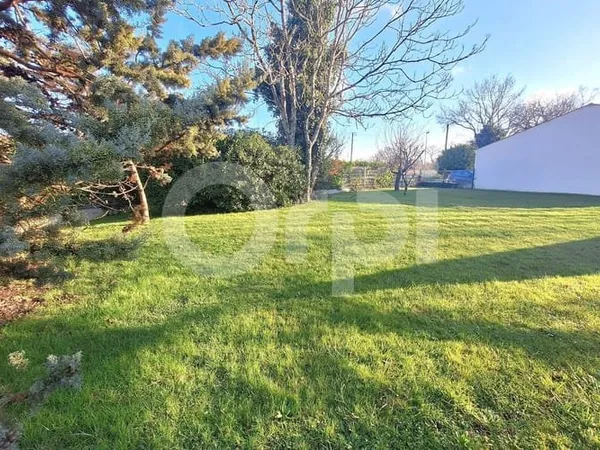 Terrain 405 m²