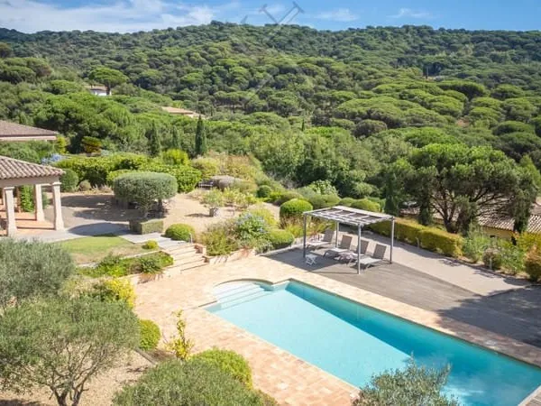 VILLA DE CHARME A GIGARO