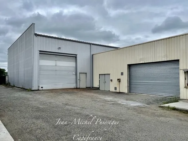 Entrepôts & Bureaux de 320m2 à vendre SAINT GAUDENS (31), Terrain 1000m2