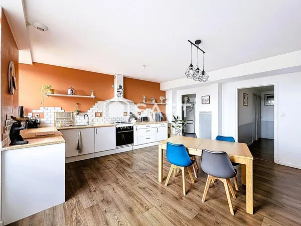 T4 110 m² hyper centre - aucun travaux