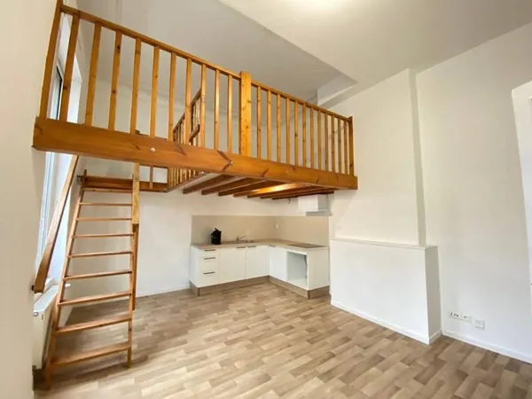 Studio 1 pièce 37 m²