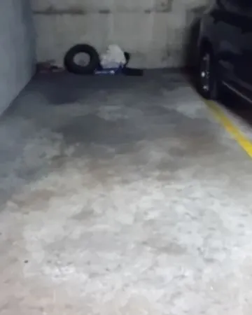 Place de parking à louer