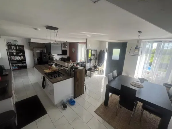 Maison 6 pièces 133 m²