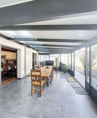 Idéal artisan. vimy maison avec hangar