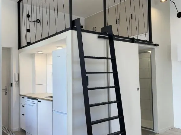 À louer - Superbe studio entièrement rénové