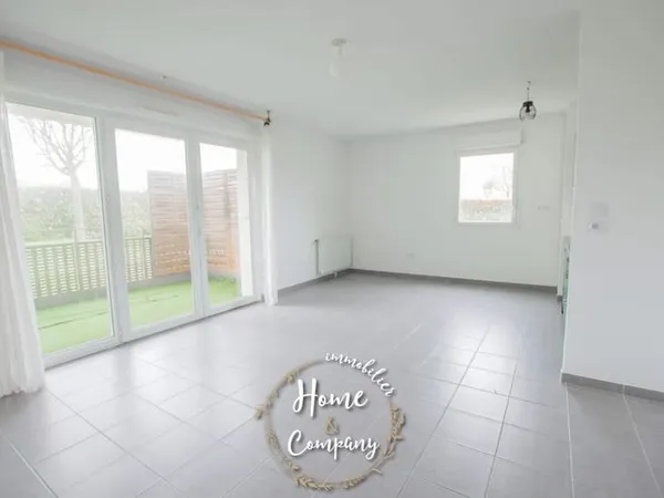 ROYAN - APPARTEMENT AVEC BALCON
