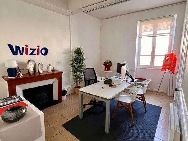 Bien rare en centre-ville de Meximieux