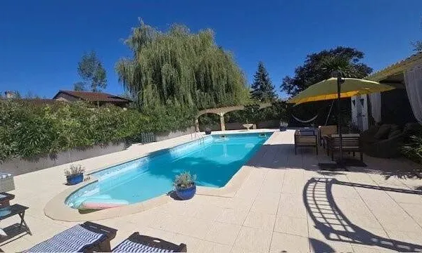 Villa 7 pièces 198 m²