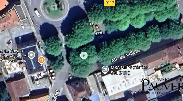 Place de parking , Allées de Villotte Foix