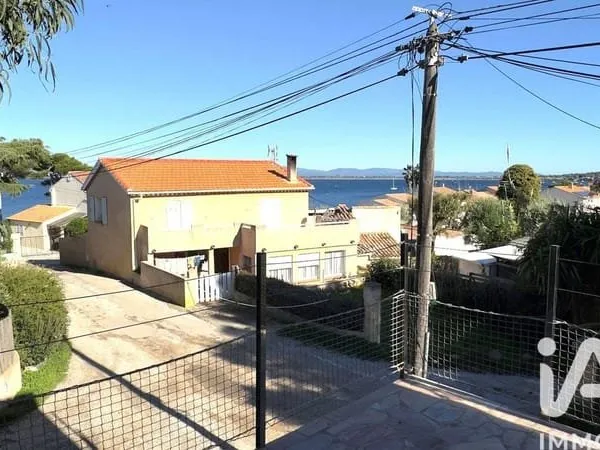 Maison 7 pièces 102 m²