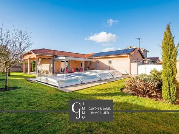 Maison de plain-pied 4 pièces 102 m²