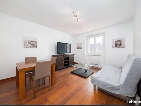 Appartement T2 meublé 36 m² refait à neuf - Dinan (Rue de Brest)