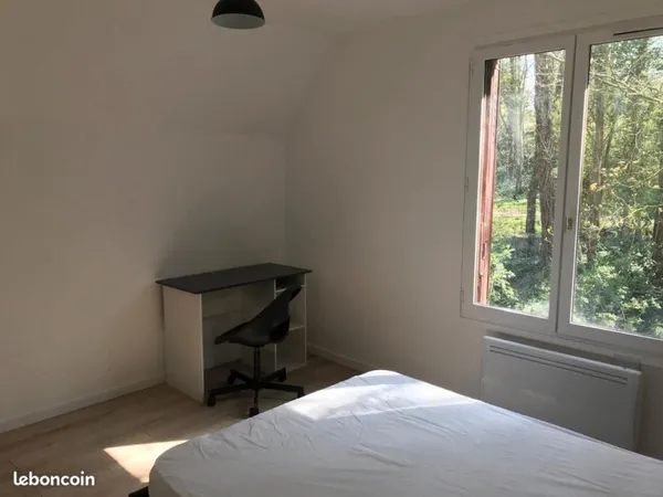 Chambre avec douche privée