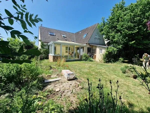 Maison 7 pièces 146 m²