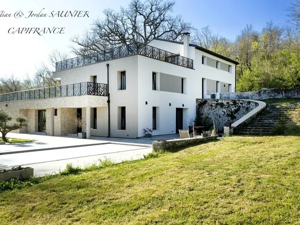 À VENDRE - MOULIN D'EXCEPTION À REVEL - PROPRIÉTÉ DE CHARME RÉNOVÉE SUR 11 HA AVEC PISCINE, ÉTANG, P