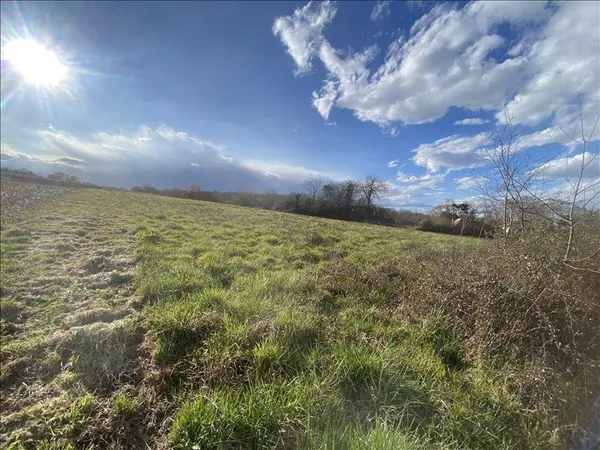 Terrain à bâtir de 0 pièces principales