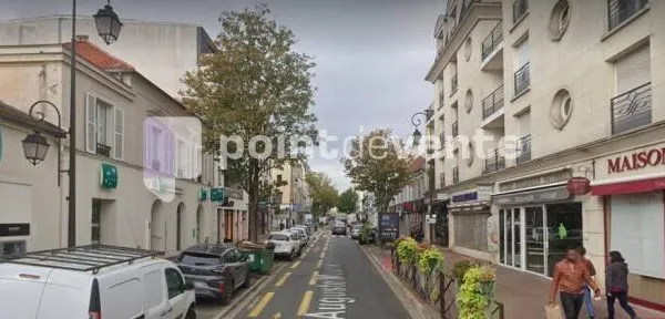 Local commercial 314 m²