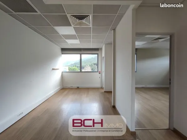 Bureaux 460 m²