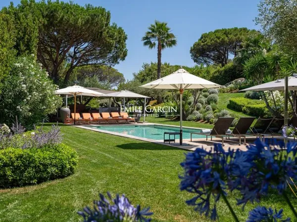 Propriété contemporaine - Saint-Tropez - Vue mer