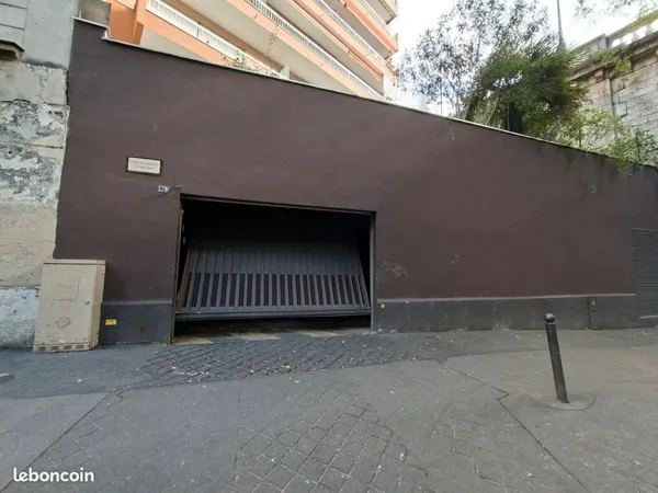 Stationnement Location Paris   95€