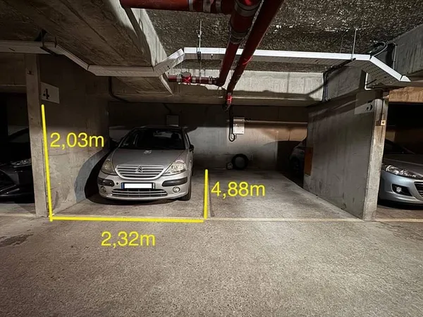 Parking 11 m²