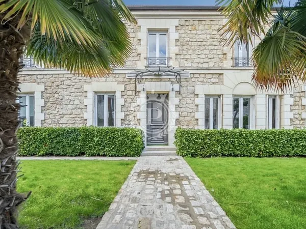 Magnifique maison de caractère 7P avec piscine.