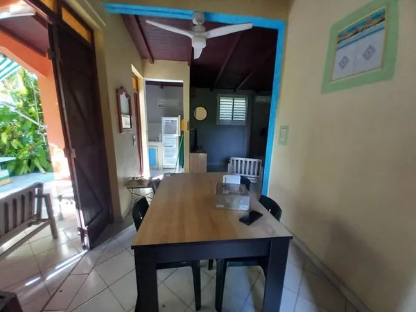 Villa de type T2 meublée secteur DOUVILLE - STE ANNE