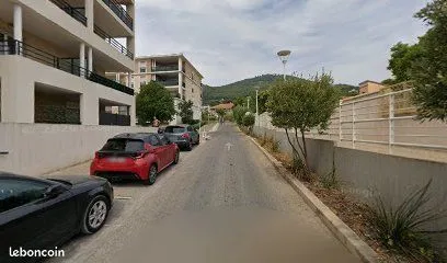 Parking/box Toulon
