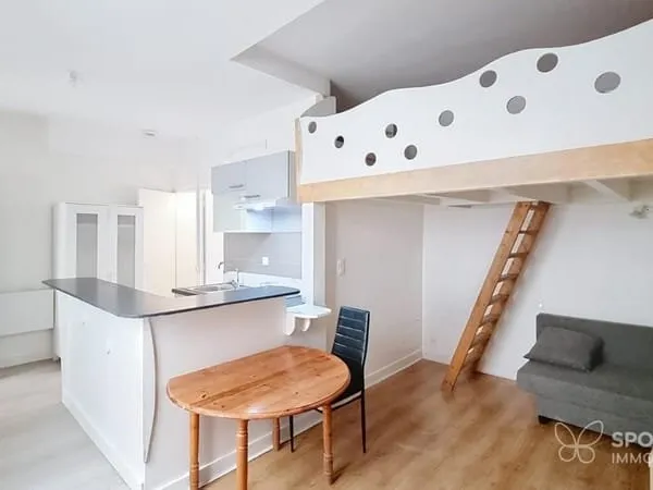 Appartement rénové T1BIS 28,93m2 BORDEAUX CENTRE