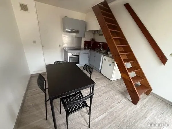 Maison d'environ 40m2 avec parking
