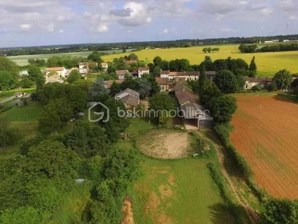 Maison 10 pièces 184 m²
