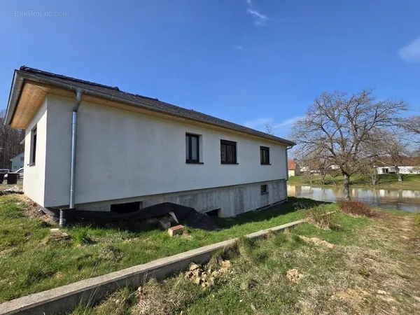 SEPPOIS LE BAS : Maison à personnaliser Environ 95 m2