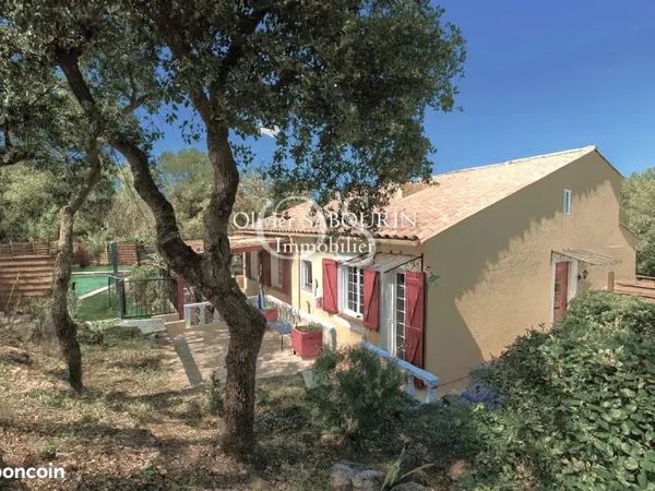 Propriété 8 pièces 206 m²