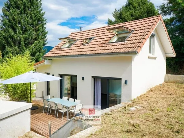 Saint Martin d'Uriage (38410) - Vente interactive - Maison 2 chambres + jardin