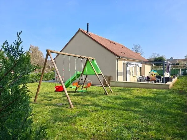 Maison de plain-pied 3 pièces 81 m²