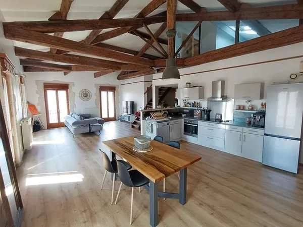 Appartement de type 3 avec stationnement