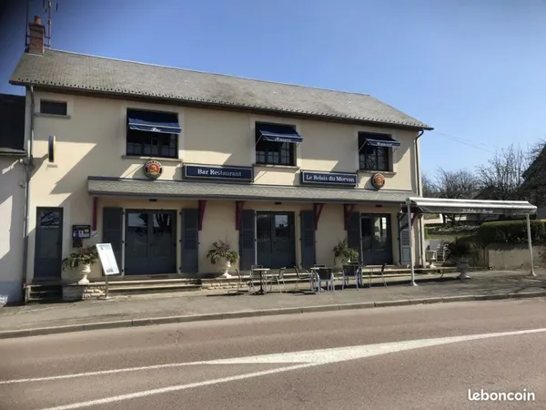 Restaurant 145 m² Château-Chinon (Ville)
