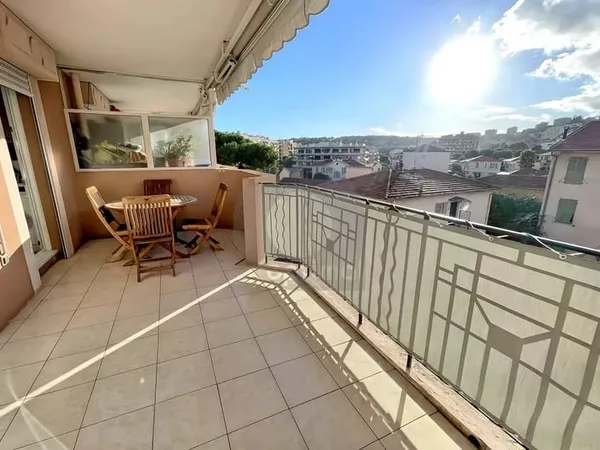Rare Viager occupé 1 dame 84 ans - 3P RCM