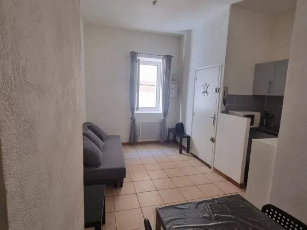 Studio 1 pièce 16 m²