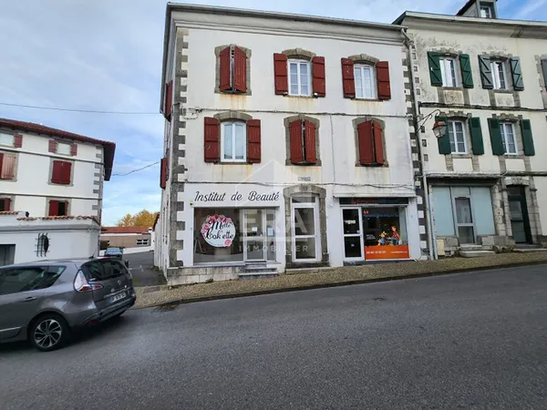 Immeuble 4 pièces 79 m²