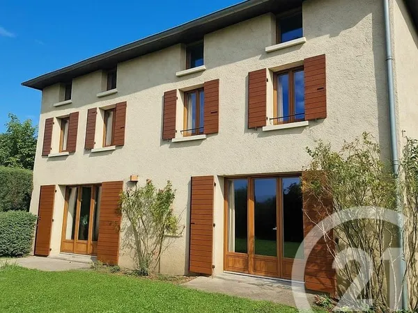 Maison 7 pièces 229 m²