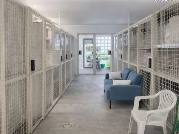 Local pro - 80m2 - La Bretagne Brut (aménagement possible)