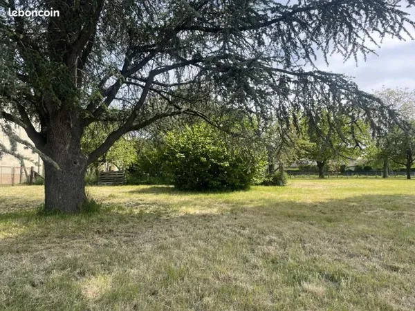 Terrain 470 m² Villeneuve