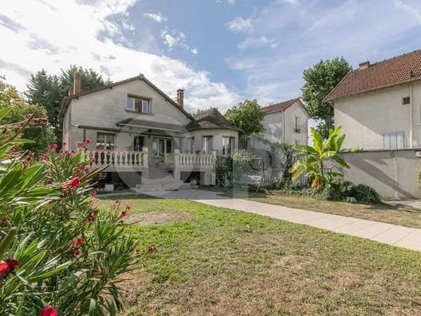 Maison 5 pièces 160 m²