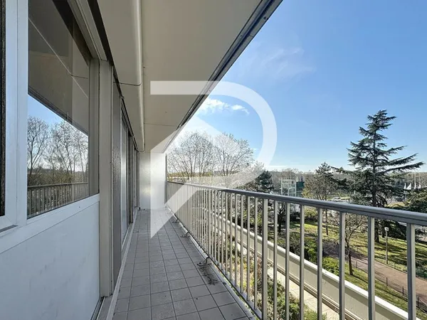 PUTEAUX/Bellerive I Appartement 2 pièces de 51 m² cave et par...