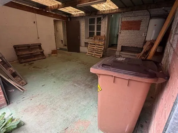 Garage + local