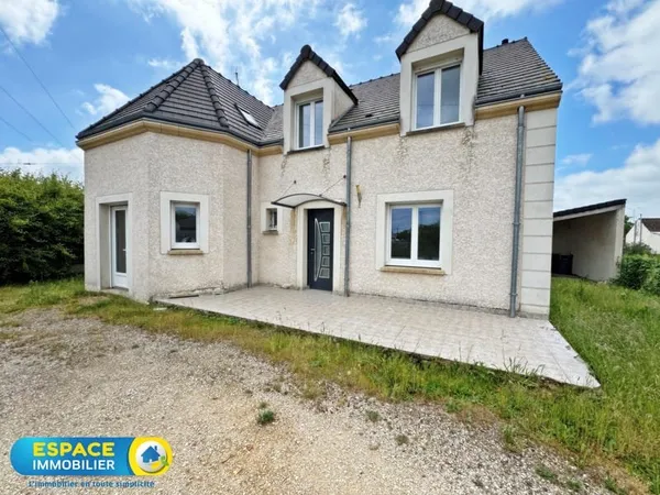 EXCLUSIVITE ! Maison d'environ 150 m2 avec 4 chambres à Chât