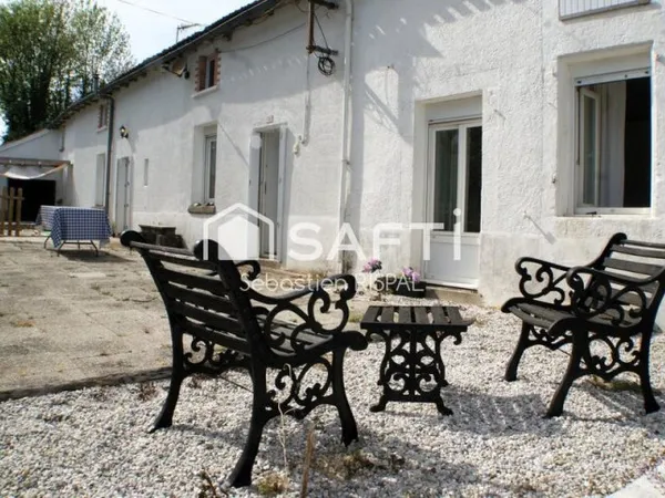 Maison en pierre de plain pied 3 chambres, garage terrain