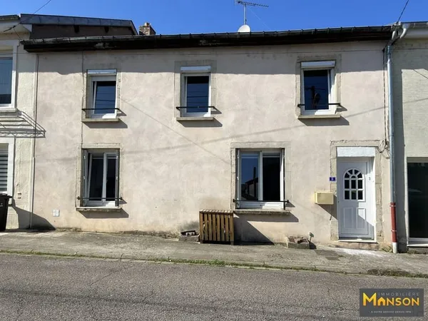 Maison sur la commune prisée de XEUILLEY